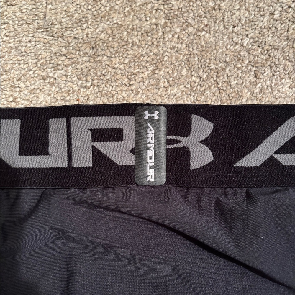 Under Armour Men's Soccer Black Compression Tights with Logo Waistband - Picture 6 of 6